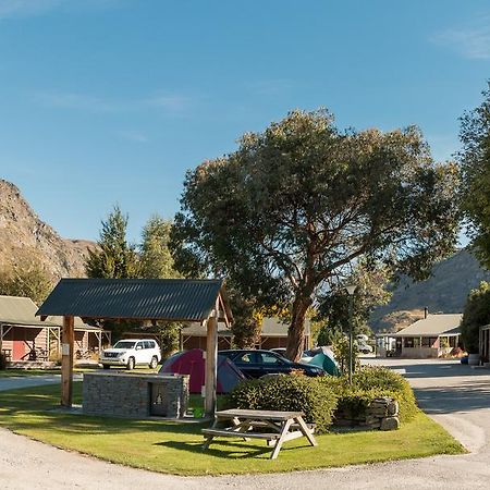 Queenstown Top 10 Holiday Park Exterior foto