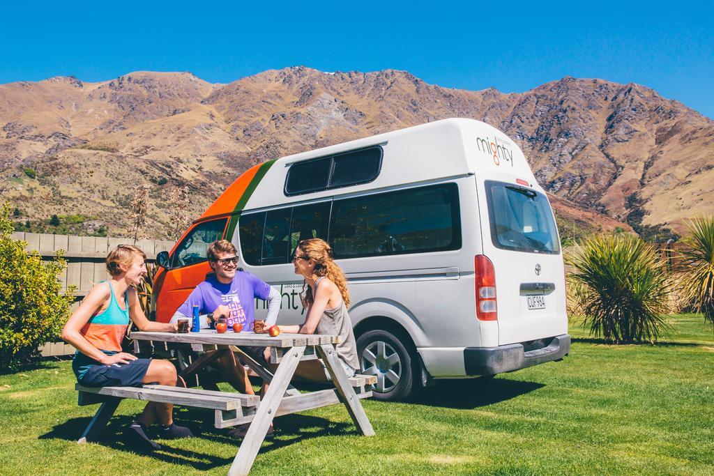 Queenstown Top 10 Holiday Park Exterior foto