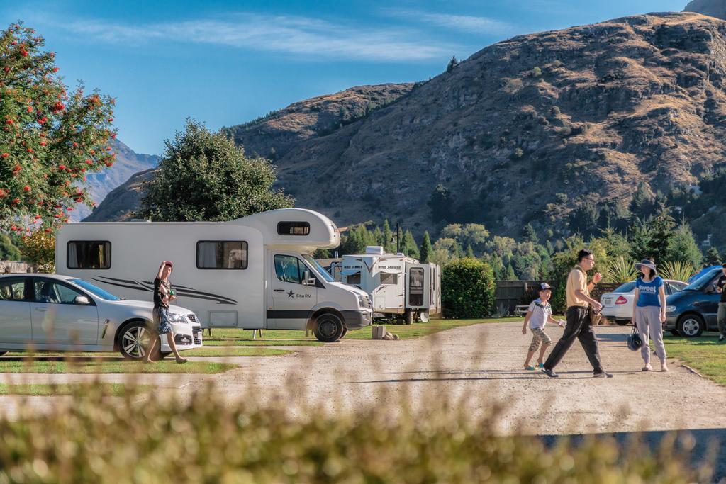 Queenstown Top 10 Holiday Park Exterior foto