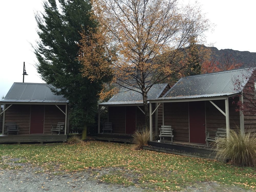 Queenstown Top 10 Holiday Park Exterior foto